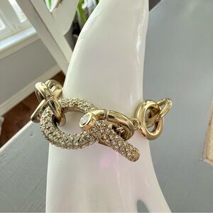 Banana Republic Chunky Gold Tone Toggle Bracelet